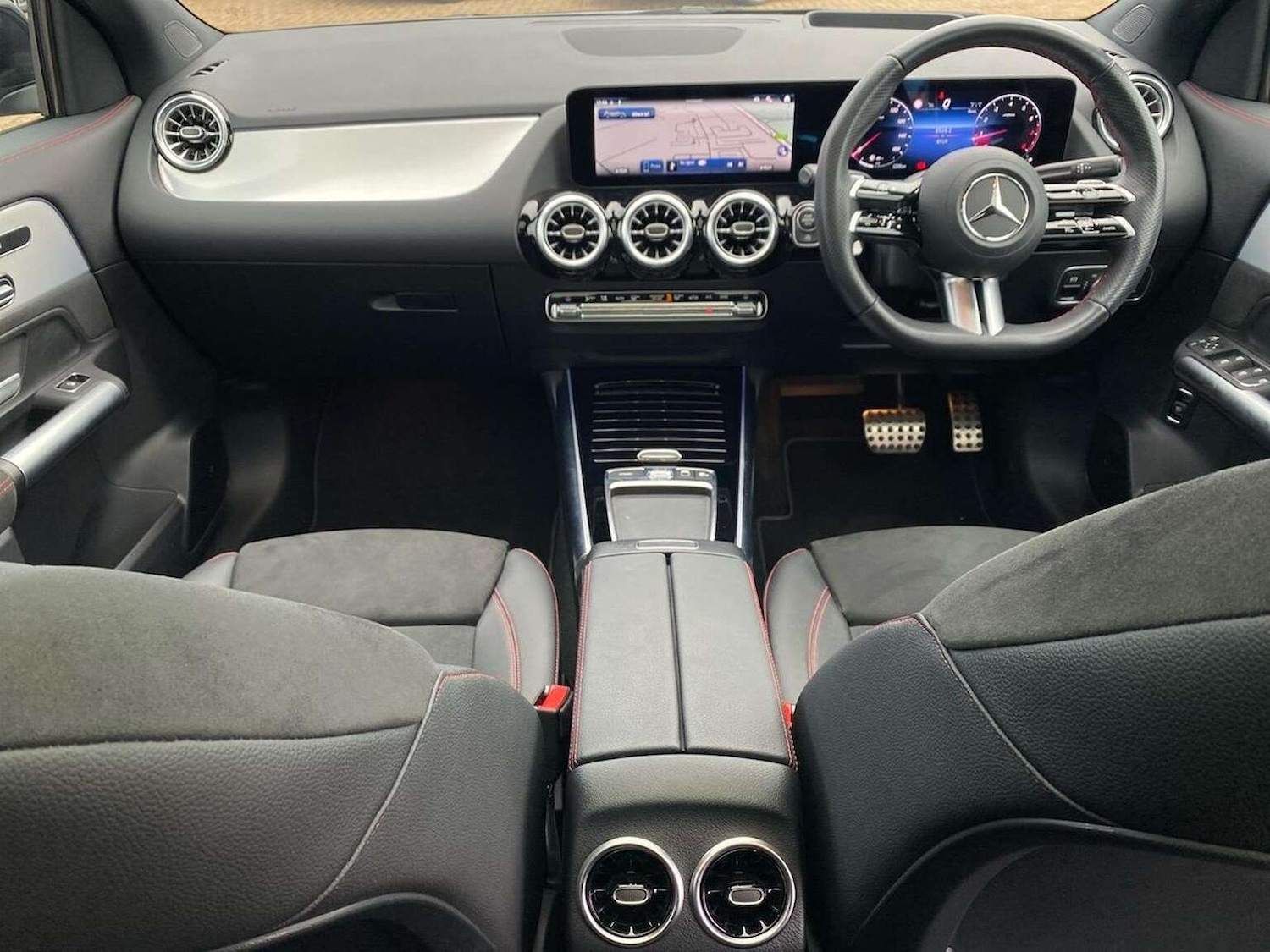 Used Mercedes-Benz GLA 2024 for sale - 77688015: Photo 13