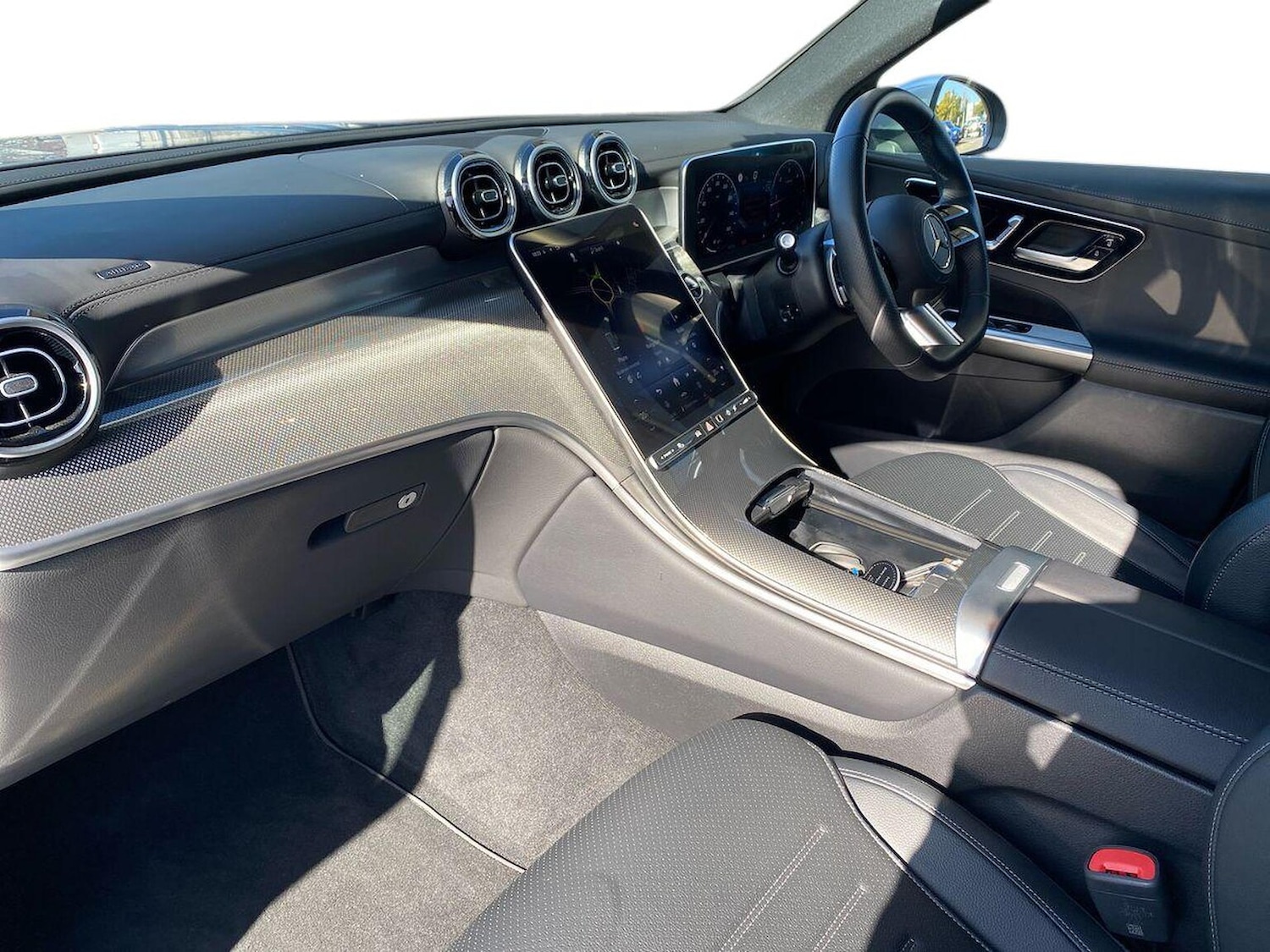 Used Mercedes-Benz GLC 2023 for sale - 76591436: Photo 7