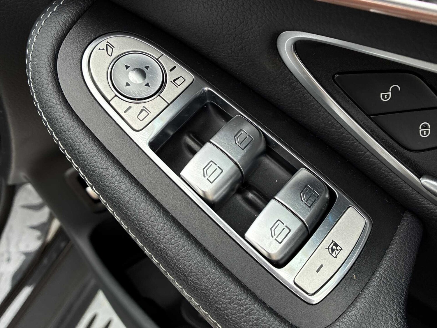 Used Mercedes-Benz EQC 2022 for sale - 78191665: Photo 21