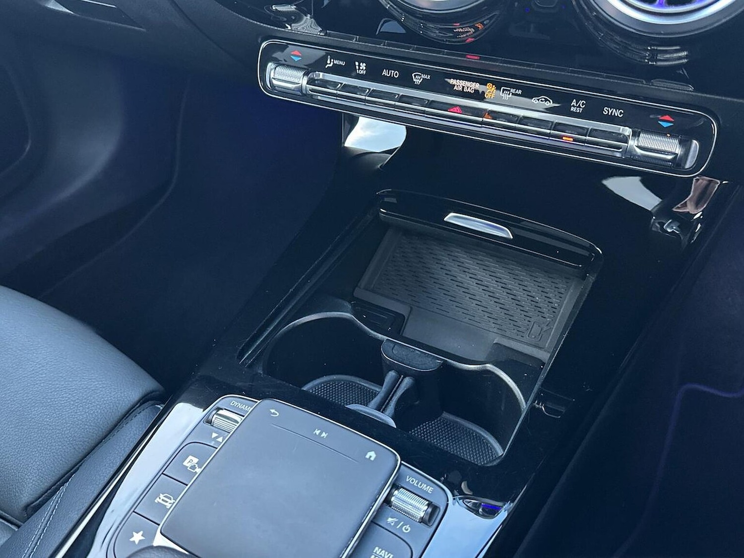 Used Mercedes-Benz CLA 2020 for sale - 77033401: Photo 34