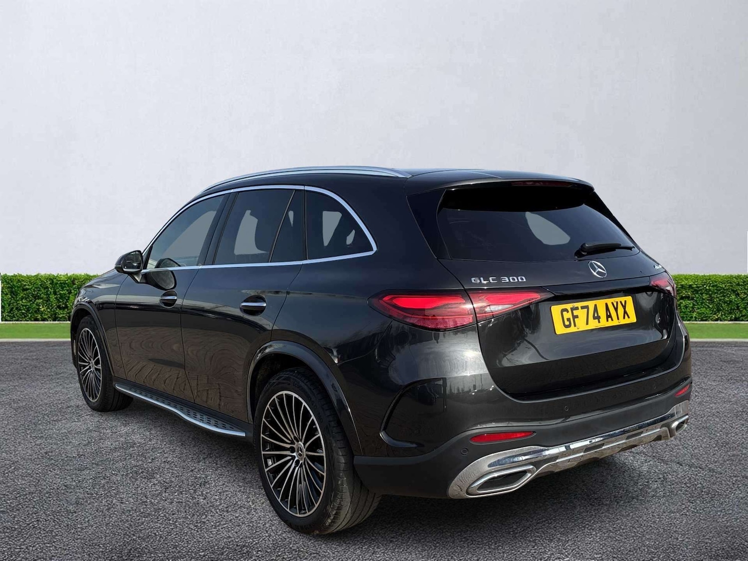 Used Mercedes-Benz GLC 2024 for sale - 78192507: Photo 2