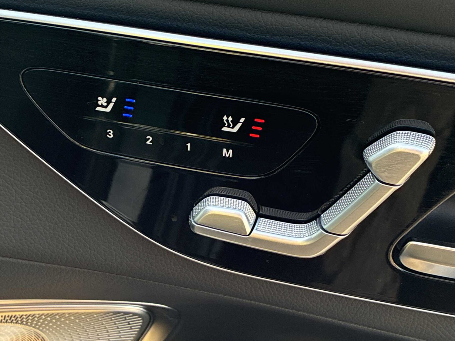 Used Mercedes-Benz GLC 2024 for sale - 78192507: Photo 29