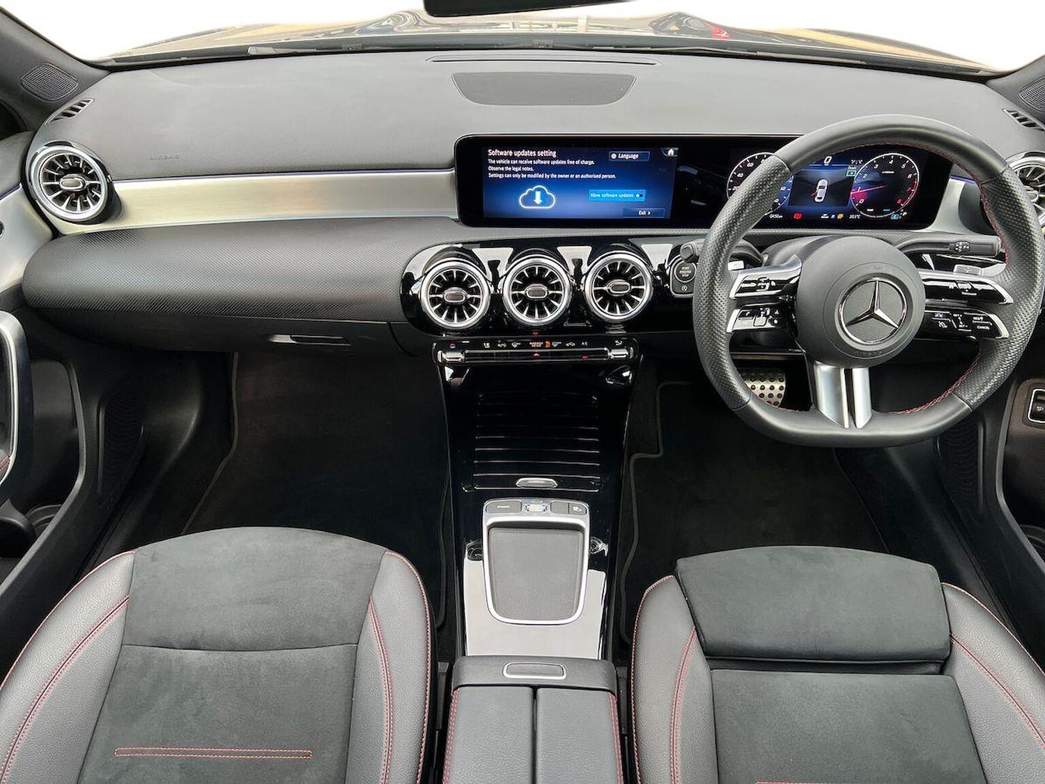 Used Mercedes-Benz A-Class 2024 for sale - 76134198: Photo 8