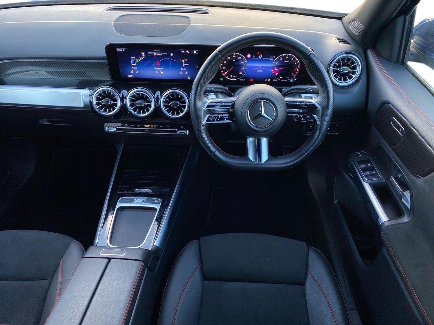 Used Mercedes-Benz GLB 2024 for sale - 76478212: Photo 11