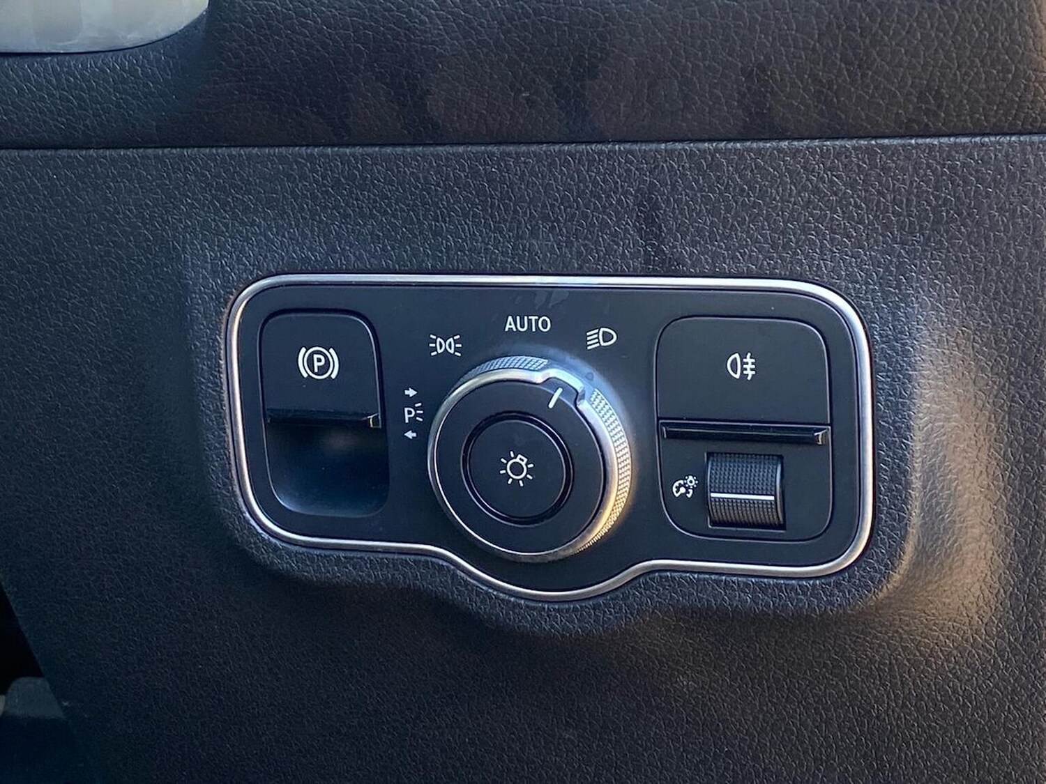 Used Mercedes-Benz GLB 2024 for sale - 76478212: Photo 24