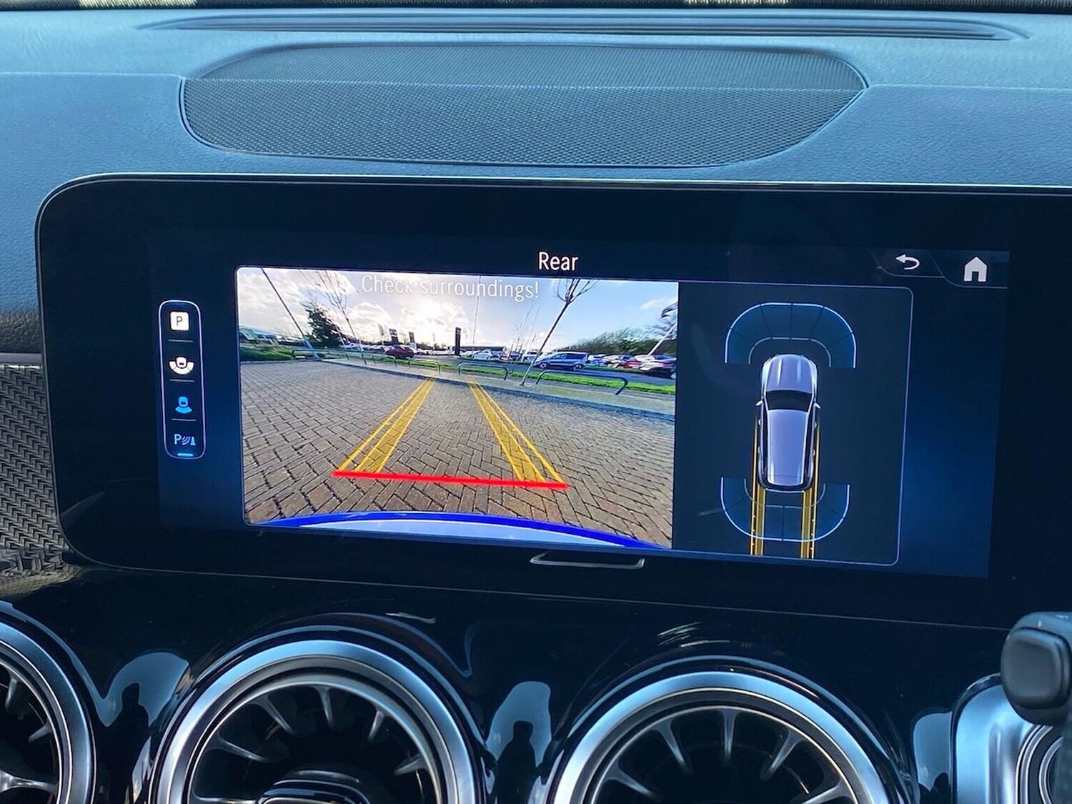 Used Mercedes-Benz GLB 2024 for sale - 76478212: Photo 25