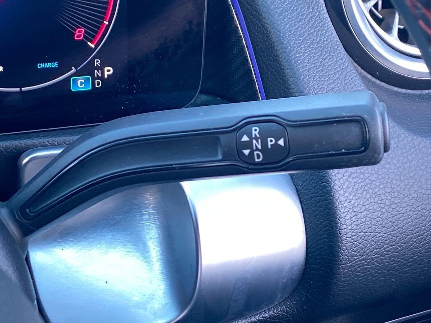 Used Mercedes-Benz GLB 2024 for sale - 76478212: Photo 31