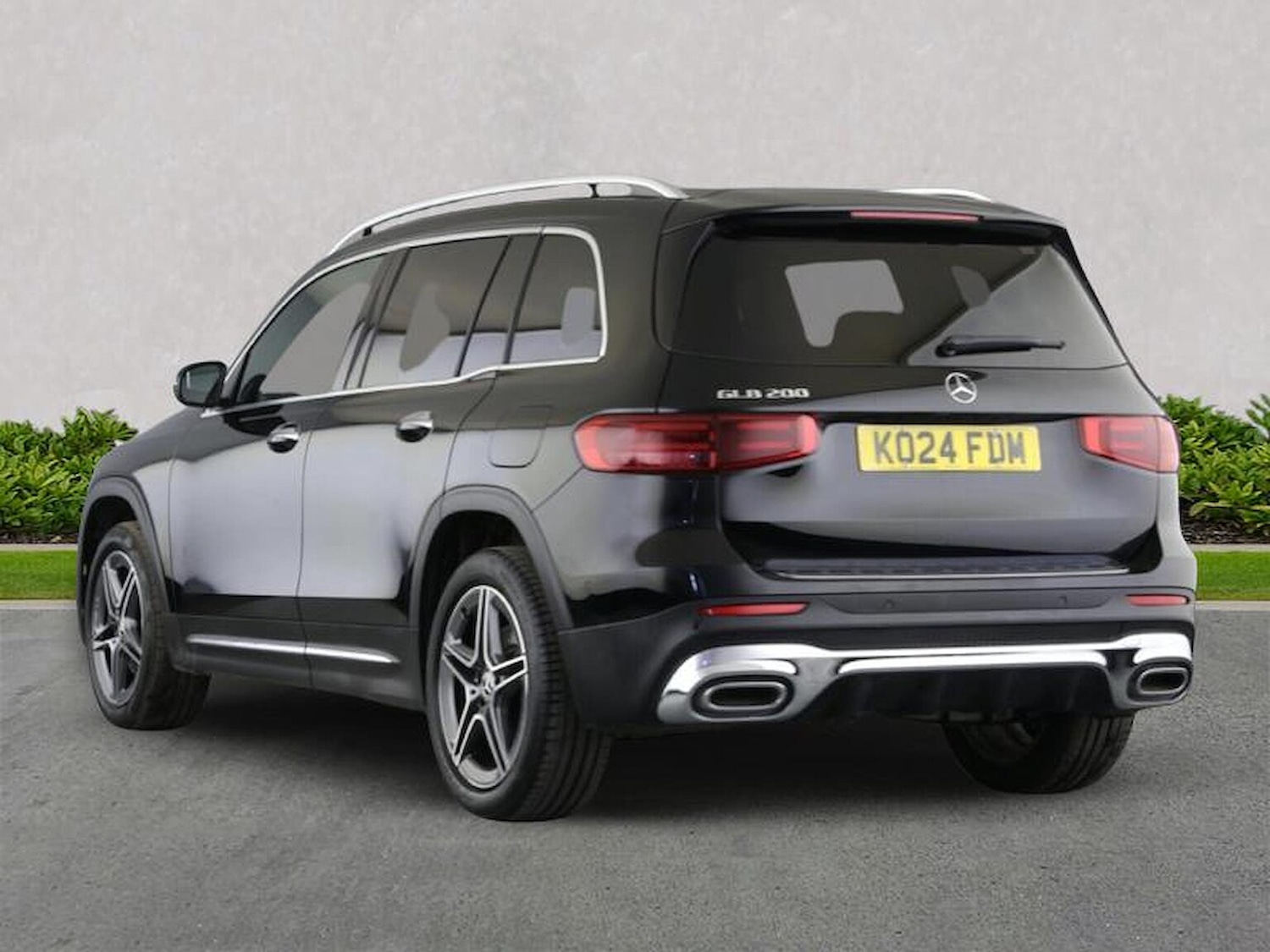 Used Mercedes-Benz GLB 2024 for sale - 76478210: Photo 2