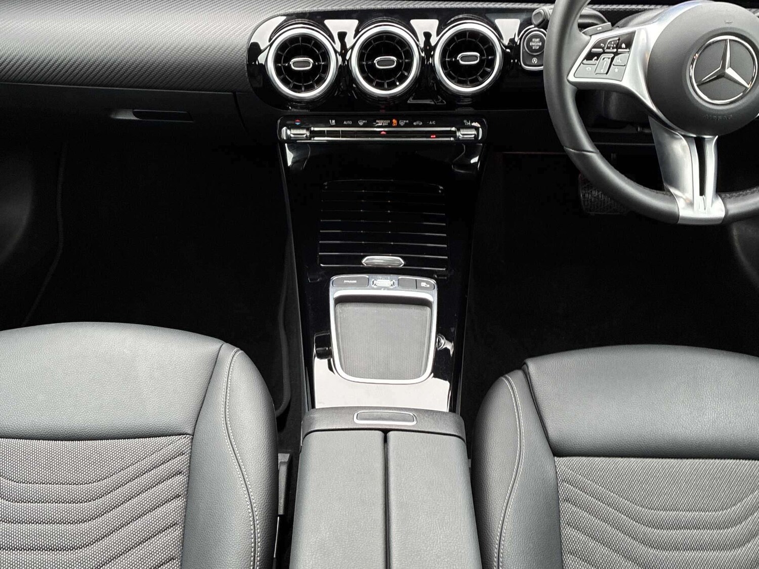 Used Mercedes-Benz CLA 2025 for sale - 78176543: Photo 12