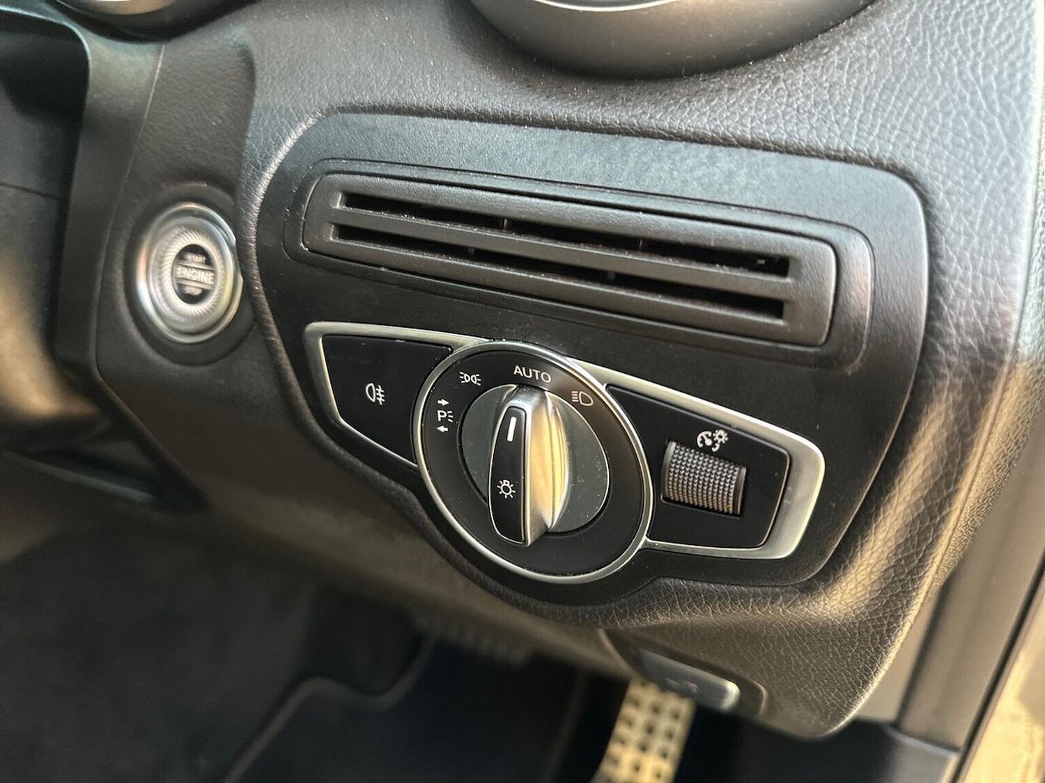 Used Mercedes-Benz GLC 2022 for sale - 76628090: Photo 22