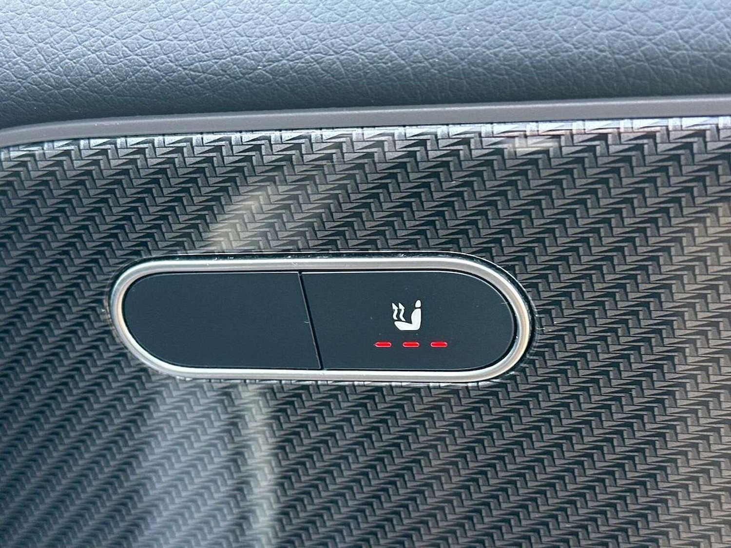 Used Mercedes-Benz GLB 2022 for sale - 77688070: Photo 30