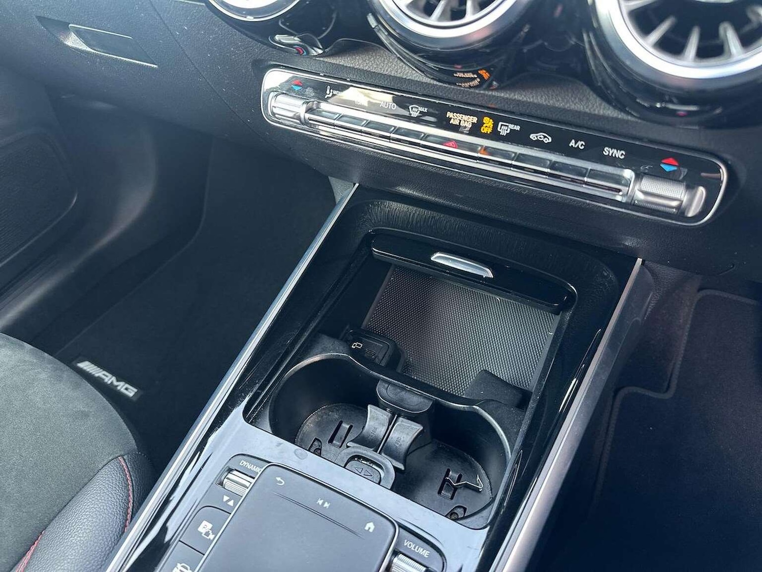 Used Mercedes-Benz GLB 2022 for sale - 77688070: Photo 32