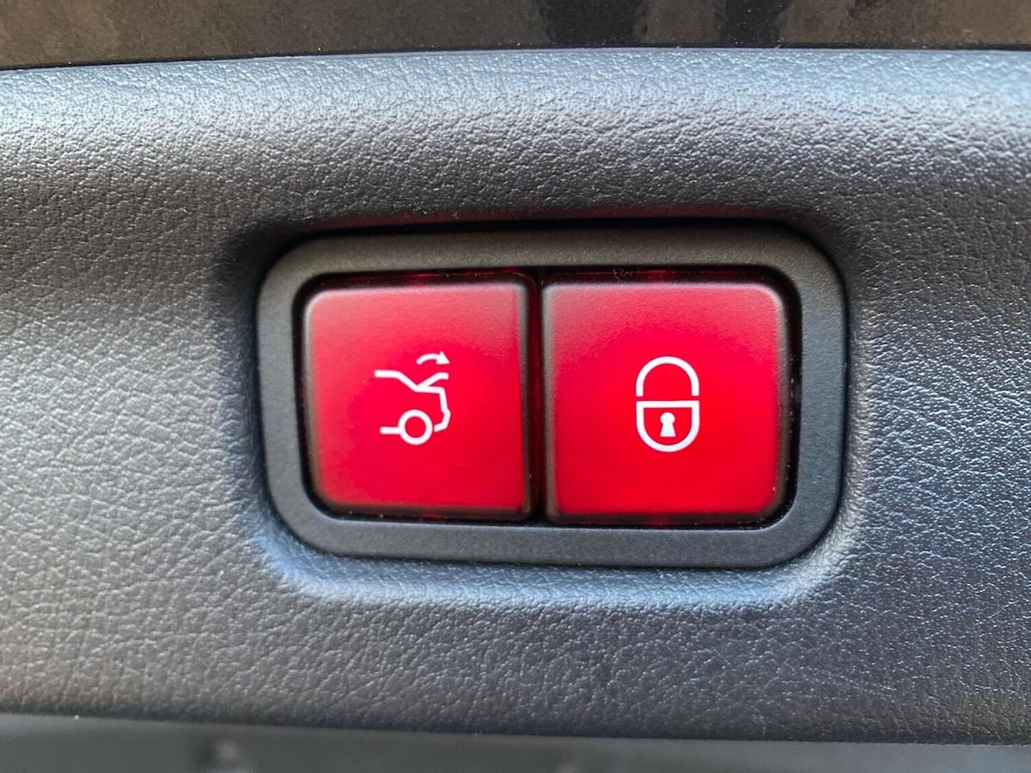 Used Mercedes-Benz C Class 2022 for sale - 77028094: Photo 39