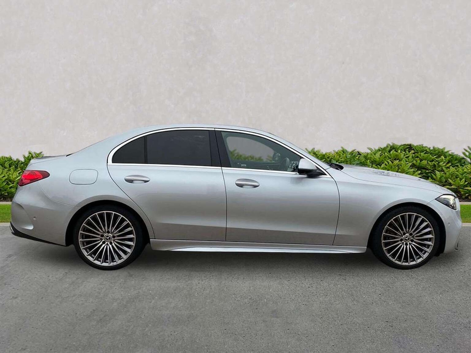 Used Mercedes-Benz C Class 2023 for sale - 77901657: Photo 3