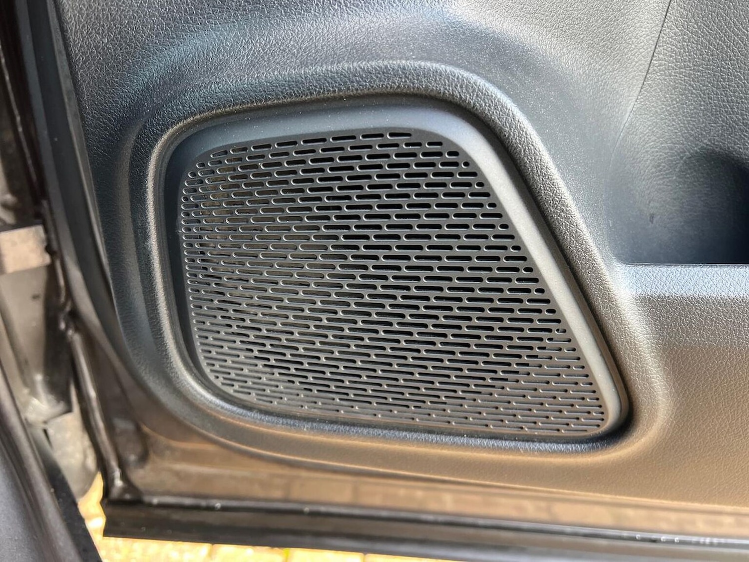 Used Mercedes-Benz GLB 2022 for sale - 76770037: Photo 31