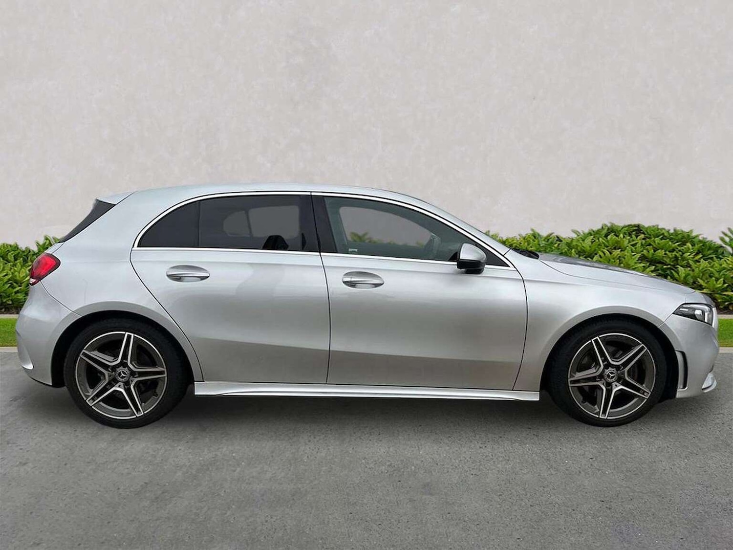 Used Mercedes-Benz A-Class 2020 for sale - 77872142: Photo 3