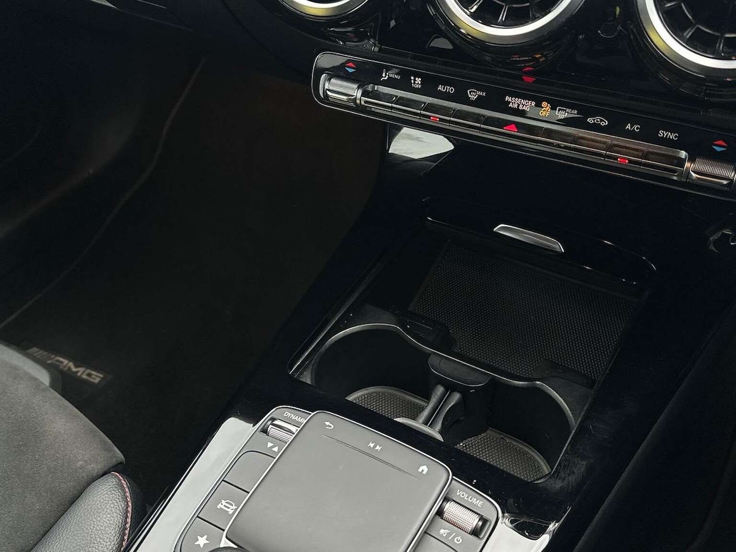 Used Mercedes-Benz A-Class 2020 for sale - 77872142: Photo 32