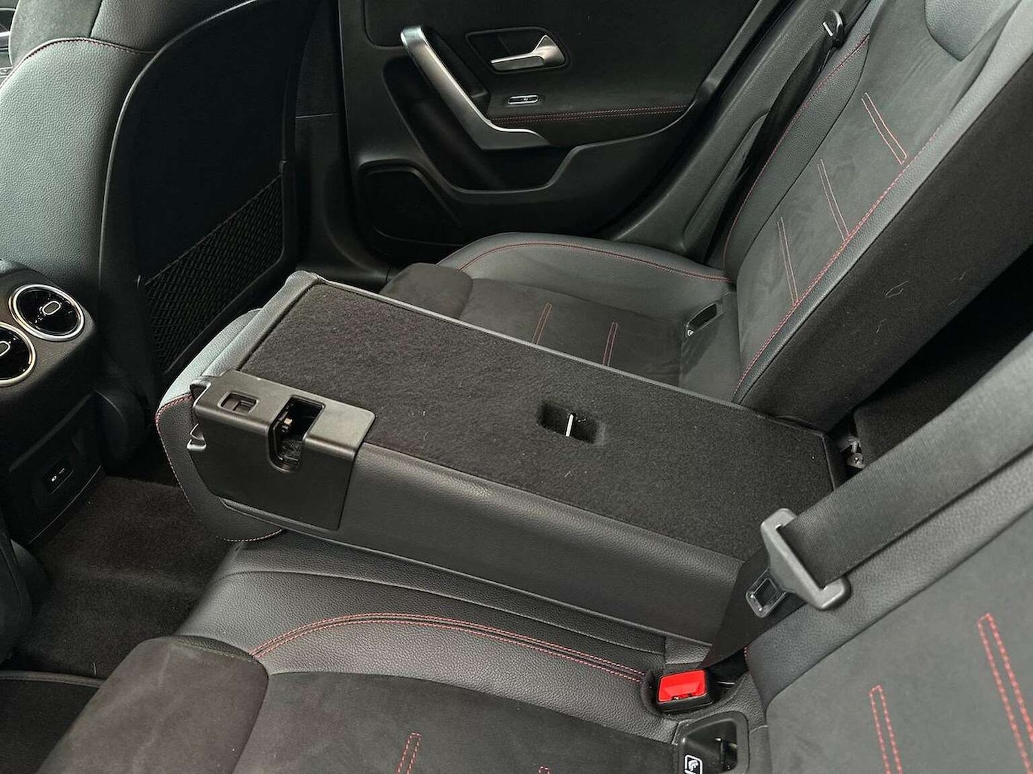 Used Mercedes-Benz A-Class 2020 for sale - 77872142: Photo 40