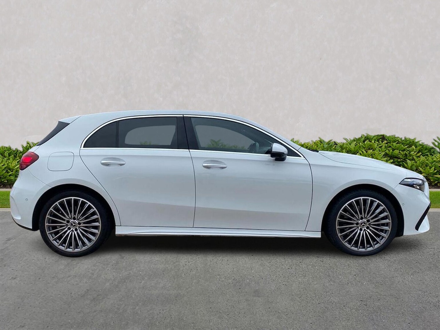 Used Mercedes-Benz A-Class 2024 for sale - 76281265: Photo 3