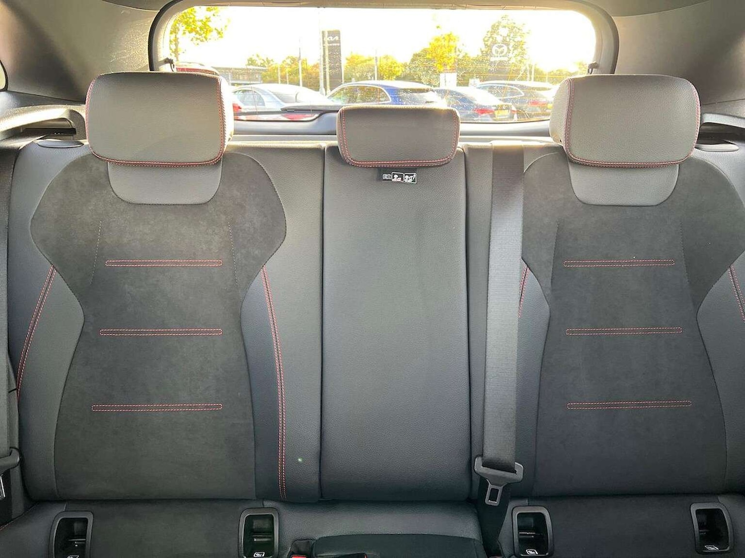 Used Mercedes-Benz GLA 2024 for sale - 77578758: Photo 4