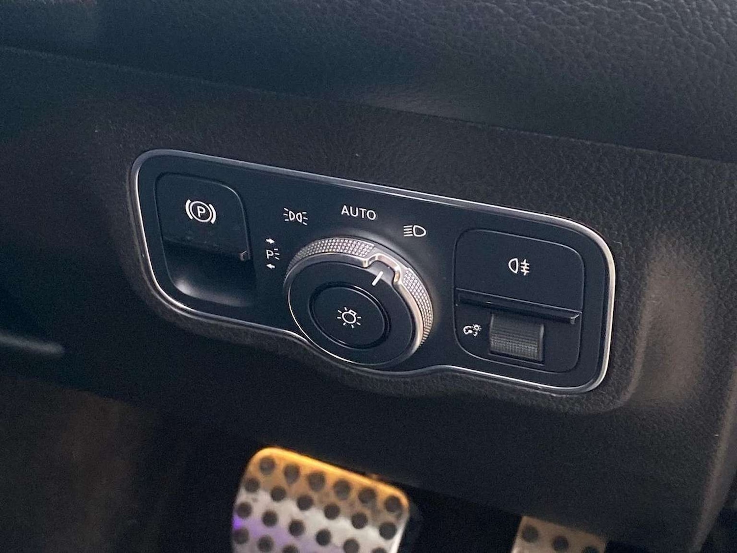 Used Mercedes-Benz GLB 2021 for sale - 77704270: Photo 18