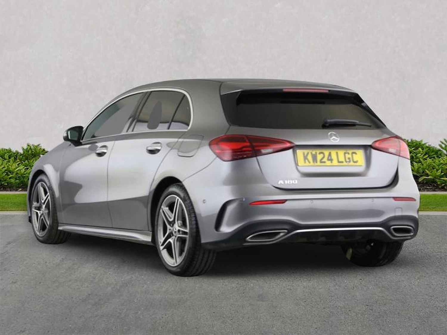 Used Mercedes-Benz A-Class 2024 for sale - 76365075: Photo 2