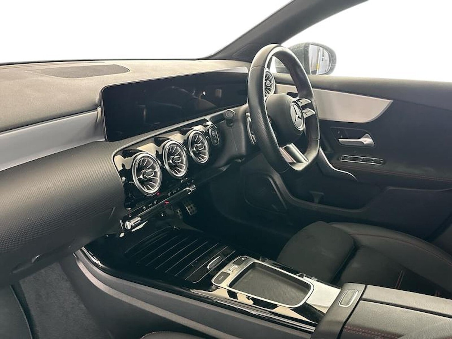 Used Mercedes-Benz A-Class 2024 for sale - 76365075: Photo 5