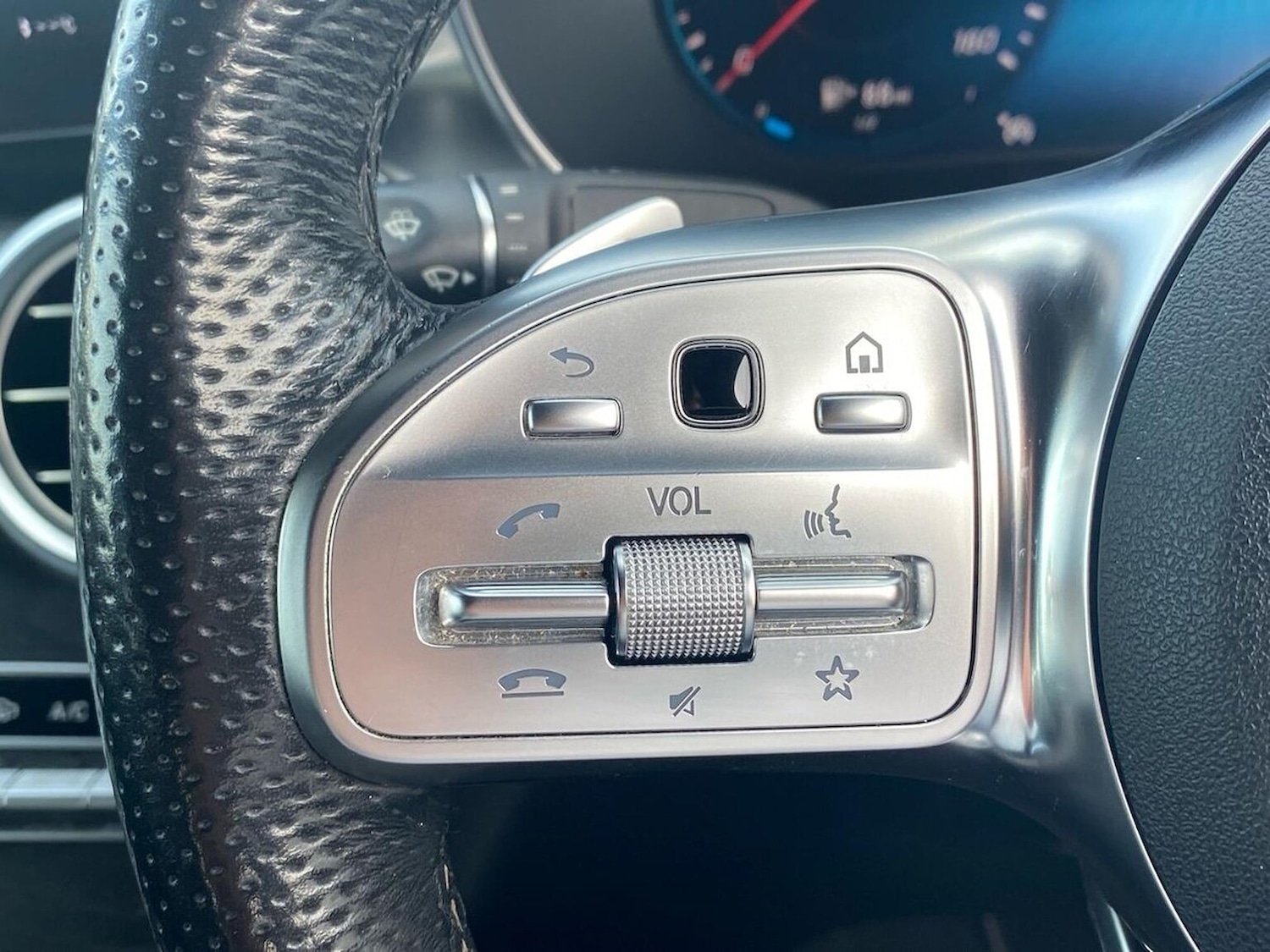 Used Mercedes-Benz GLC 2021 for sale - 76017887: Photo 26