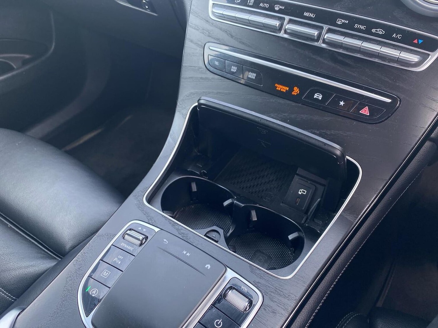 Used Mercedes-Benz GLC 2021 for sale - 76017887: Photo 32