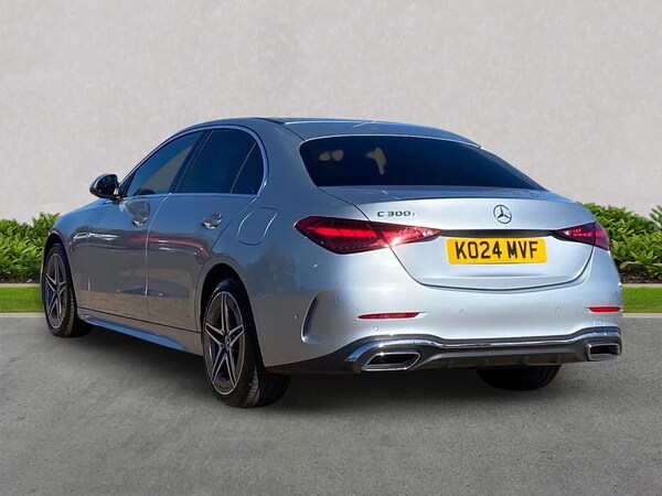 Used Mercedes-Benz C-Class 2024 for sale - 76187126: Photo 2