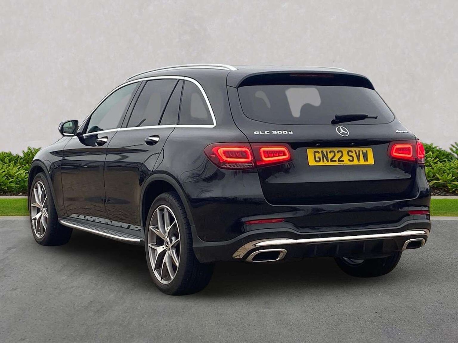 Used Mercedes-Benz GLC 2022 for sale - 77872113: Photo 2