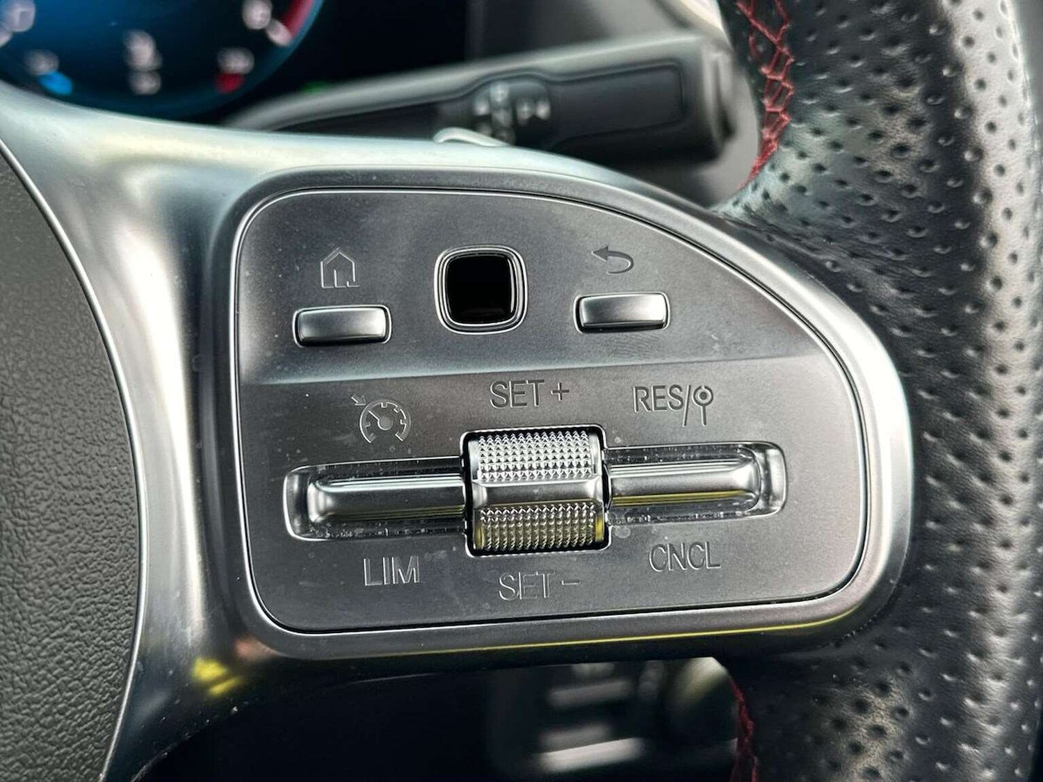 Used Mercedes-Benz GLA 2023 for sale - 77789505: Photo 27