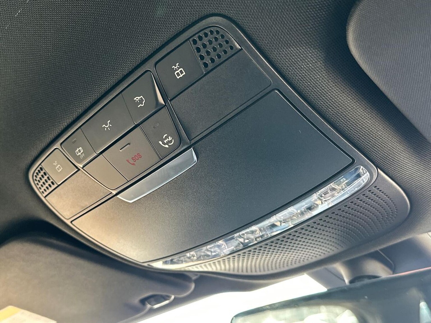 Used Mercedes-Benz GLC 2025 for sale - 76357850: Photo 14