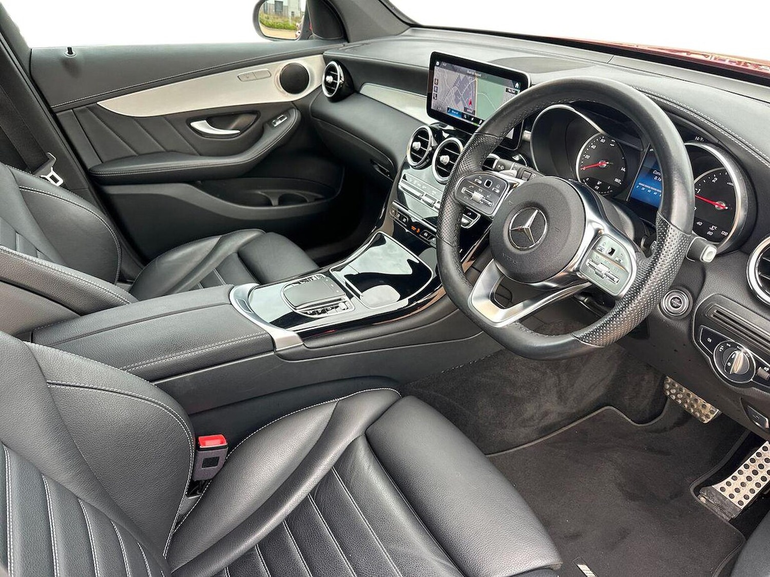 Used Mercedes-Benz GLC 2025 for sale - 76357850: Photo 15