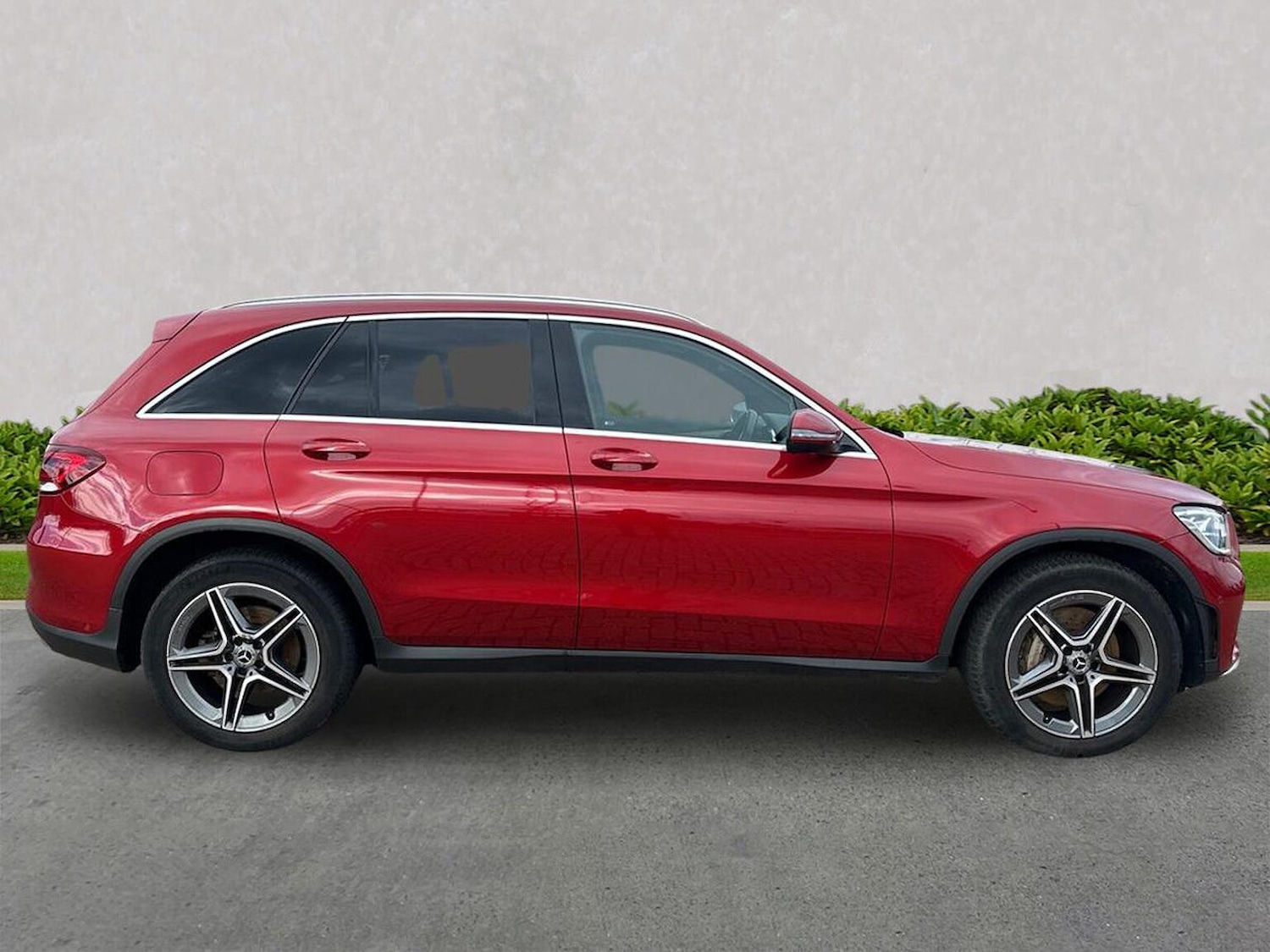 Used Mercedes-Benz GLC 2025 for sale - 76357850: Photo 3