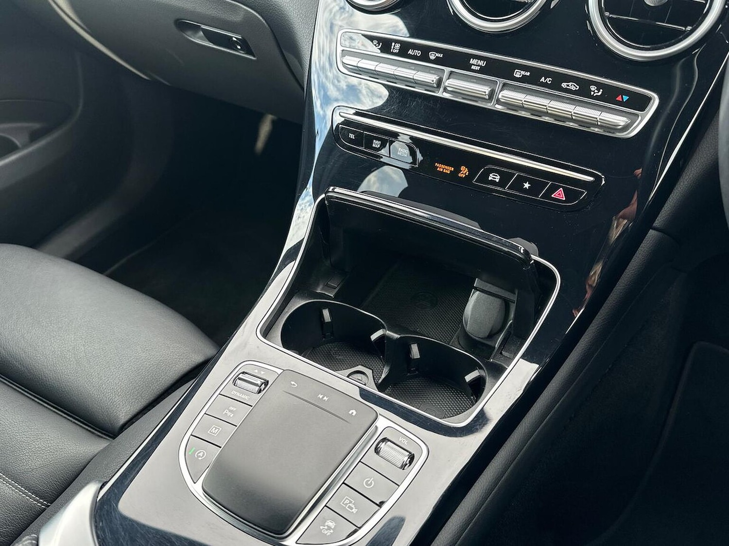 Used Mercedes-Benz GLC 2025 for sale - 76357850: Photo 32
