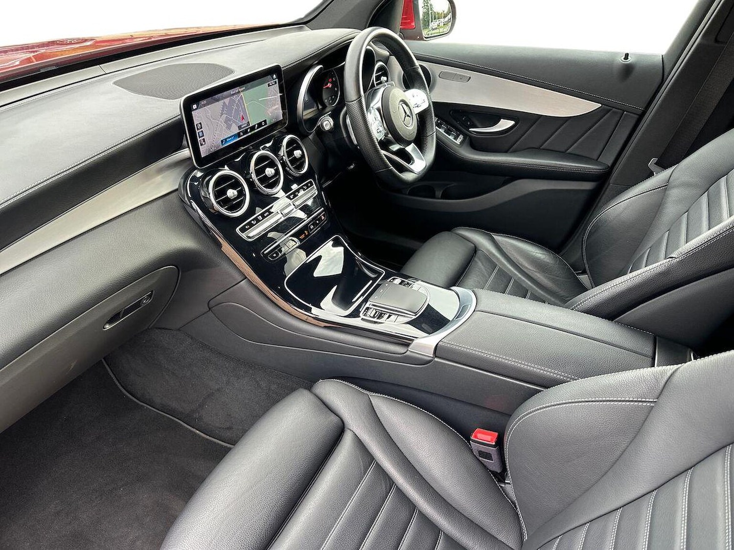 Used Mercedes-Benz GLC 2025 for sale - 76357850: Photo 7