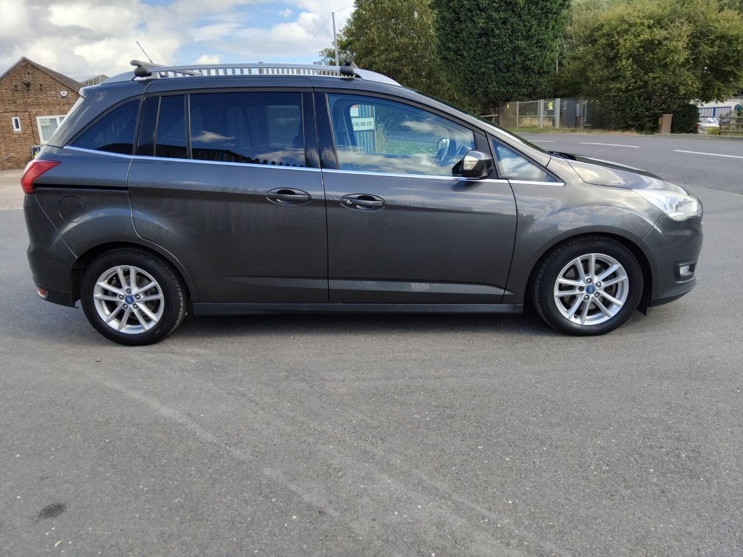 Used Ford Grand C-Max 2016 for sale - 77464451: Photo 3