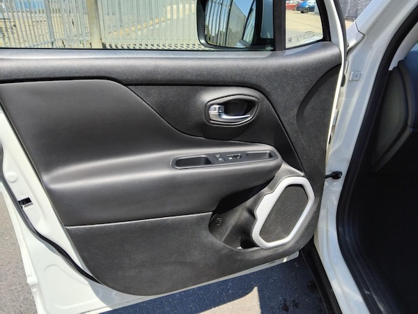 Used Jeep Renegade 2015 for sale - 75160414: Photo 11