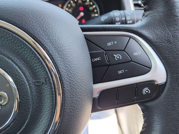 Used Jeep Renegade 2015 for sale - 75160414: Photo 16