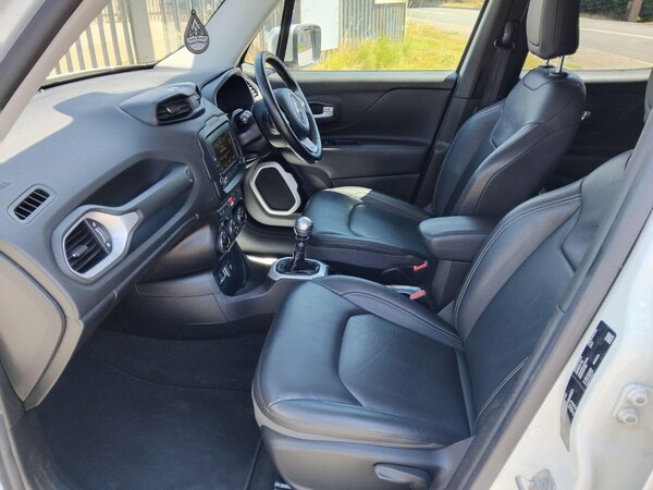 Used Jeep Renegade 2015 for sale - 75160414: Photo 9