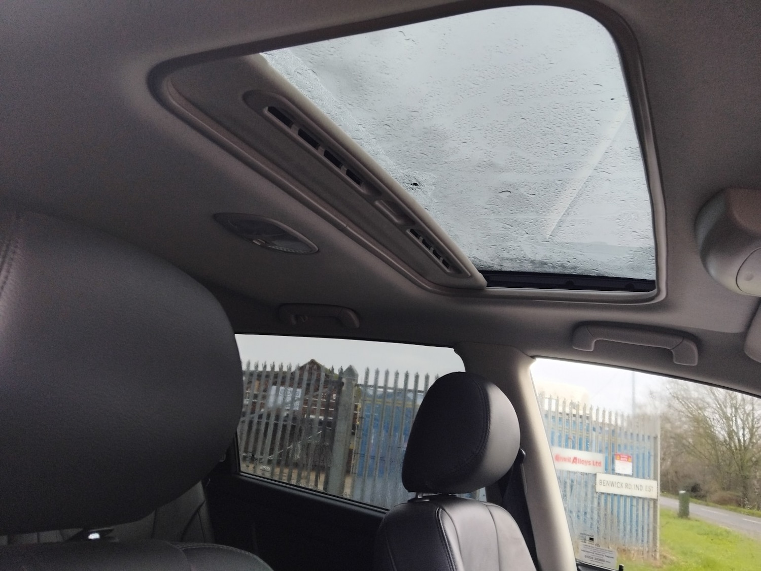 Used Ssangyong Rexton 2014 for sale - 76982763: Photo 18