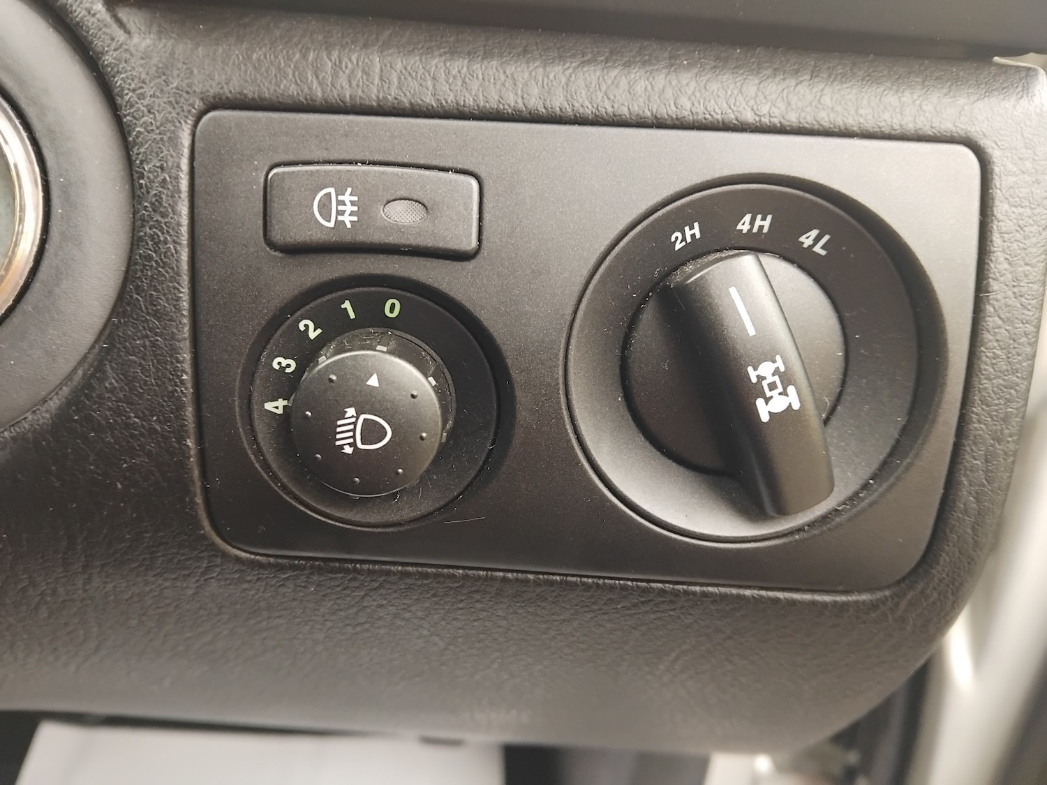 Used Ssangyong Rexton 2014 for sale - 76982763: Photo 21