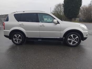 Used Ssangyong Rexton 2014 for sale - 76982763: Photo