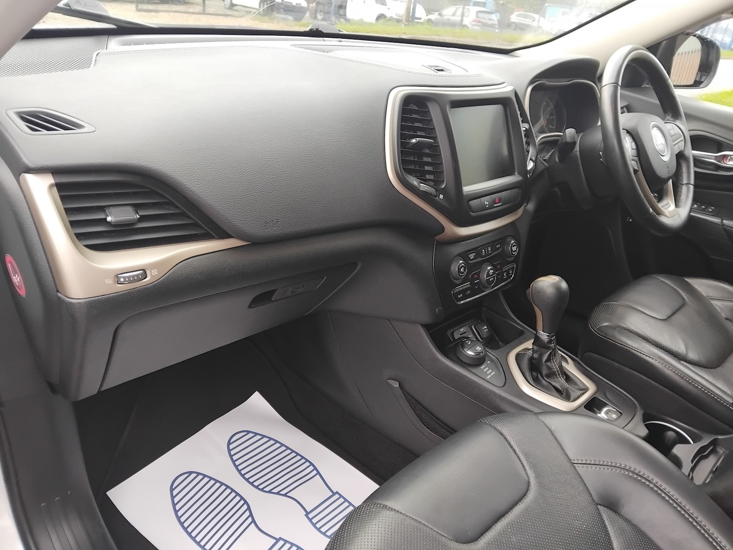 Used Jeep Cherokee 2015 for sale - 76982758: Photo 13