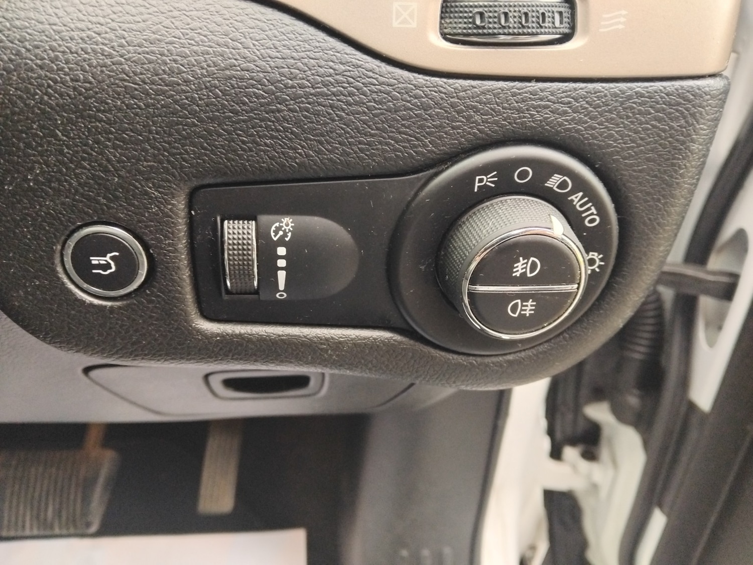 Used Jeep Cherokee 2015 for sale - 76982758: Photo 19