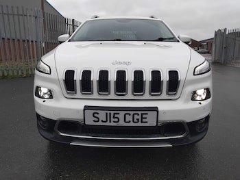 Used Jeep Cherokee 2015 for sale - 76982758: Photo
