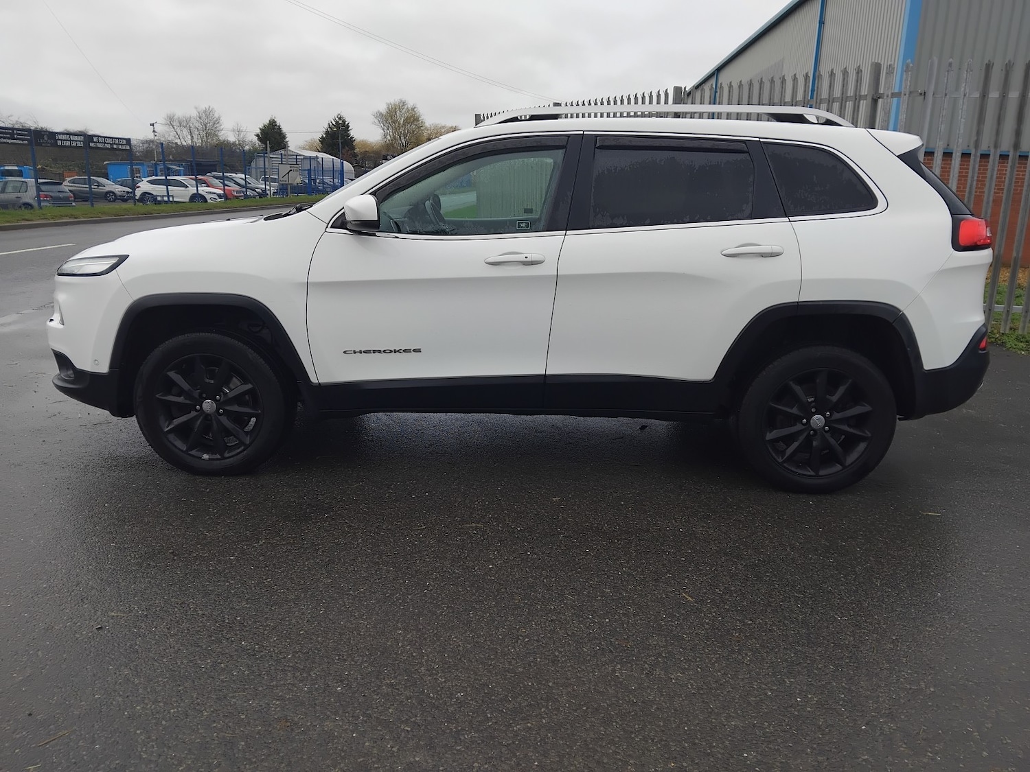 Used Jeep Cherokee 2015 for sale - 76982758: Photo 5