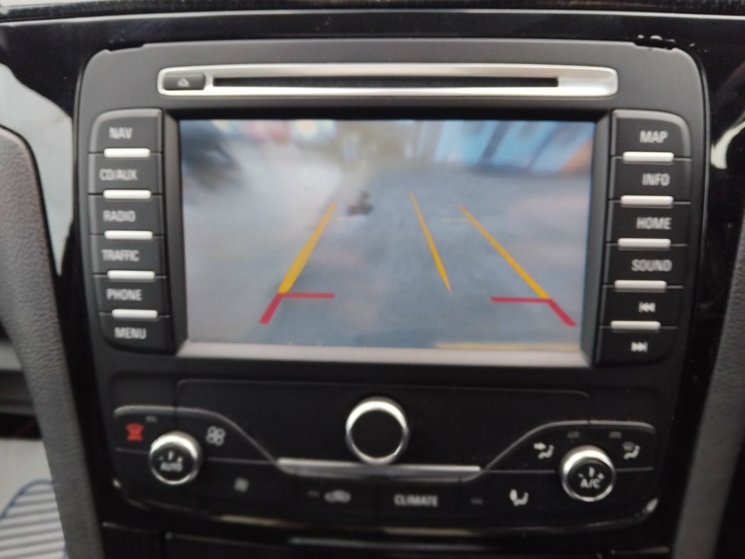 Used Ford S-Max 2014 for sale - 77438418: Photo 10