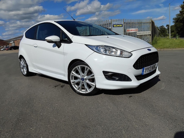 Used Ford Fiesta 2013 for sale - 74858959: Photo 1